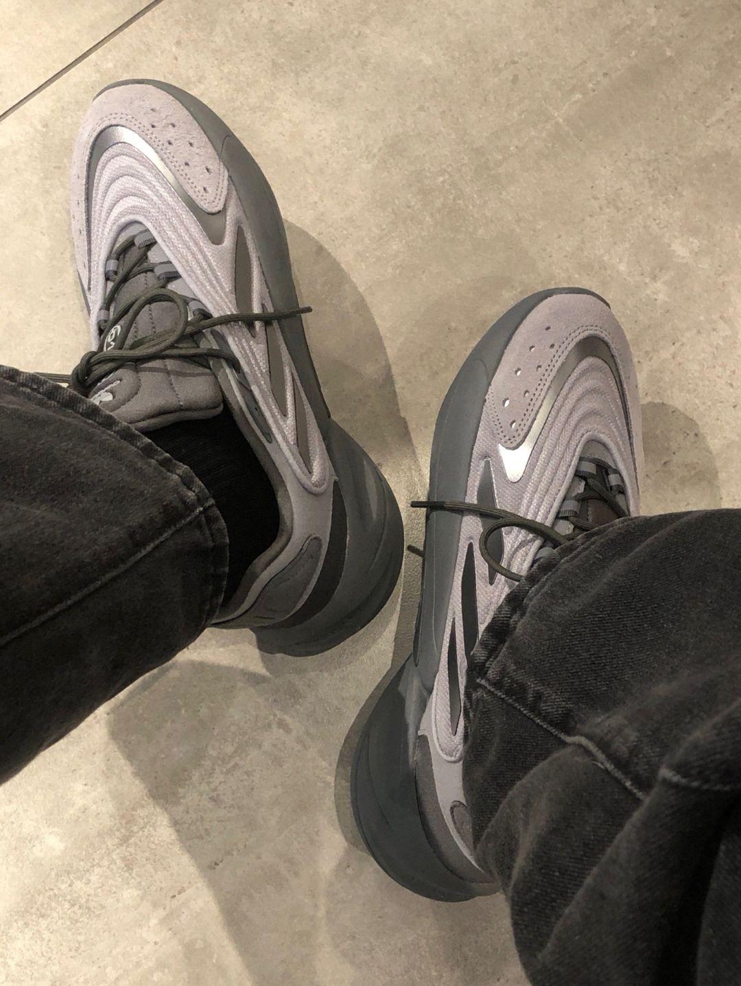 低头见灰调复古潮✨ adidas Ozelia拼接鞋 男女同款百搭不设限